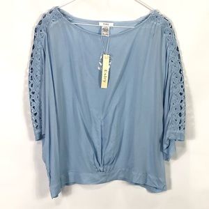 Easley NWT blue blouse top women’s size large